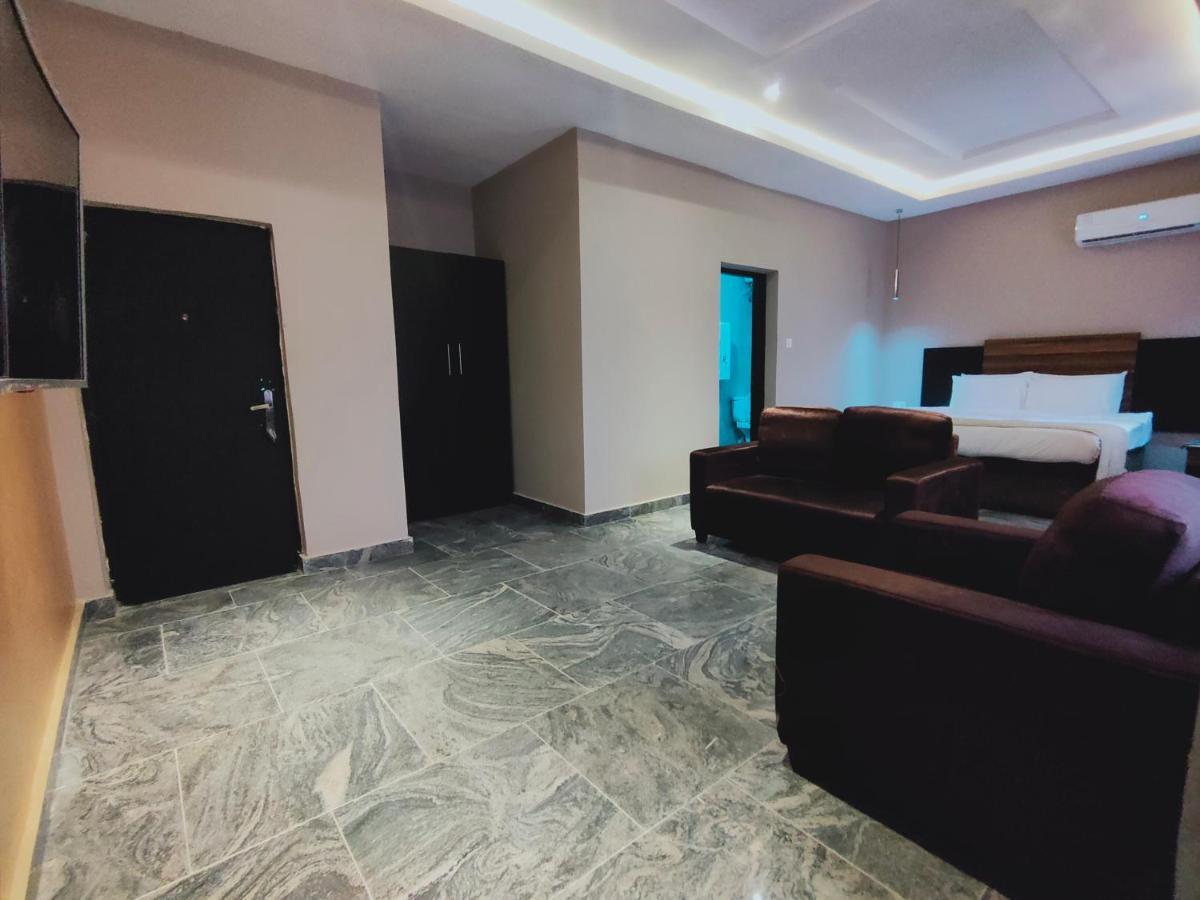Residency Airport Hotel